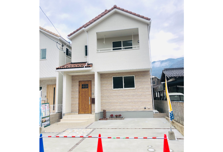 広島市安佐北区可部南4丁目19新築一戸建て分譲住宅外観