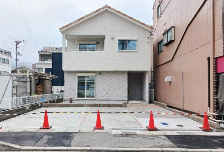 広島県呉市広本町2丁目2新築戸建て分譲住宅外観