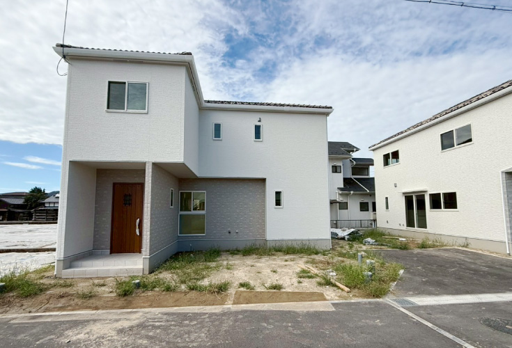 広島市安佐南区川内3丁目25新築一戸建て分譲住宅外観