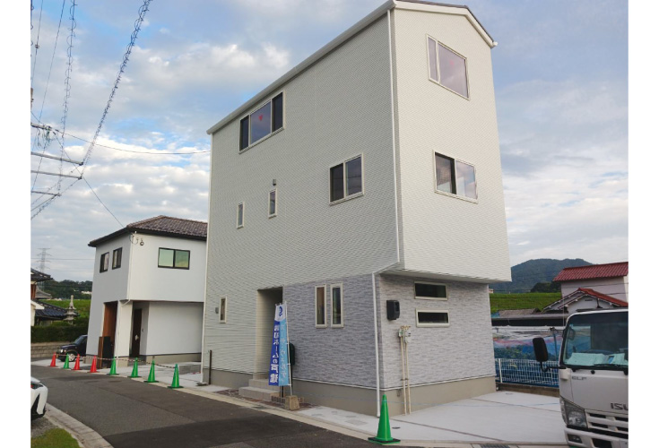 広島市安佐南区川内6丁目14新築一戸建て分譲住宅外観
