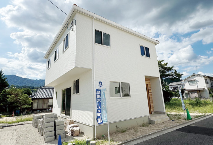 広島市佐伯区八幡3丁目14新築一戸建て分譲住宅外観