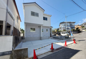 広島市安佐南区高取北1丁目47新築戸建て分譲住宅外観