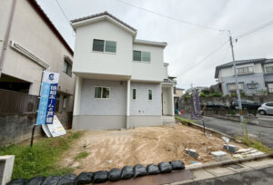 広島市安佐南区高取北1丁目47新築戸建て分譲住宅外観