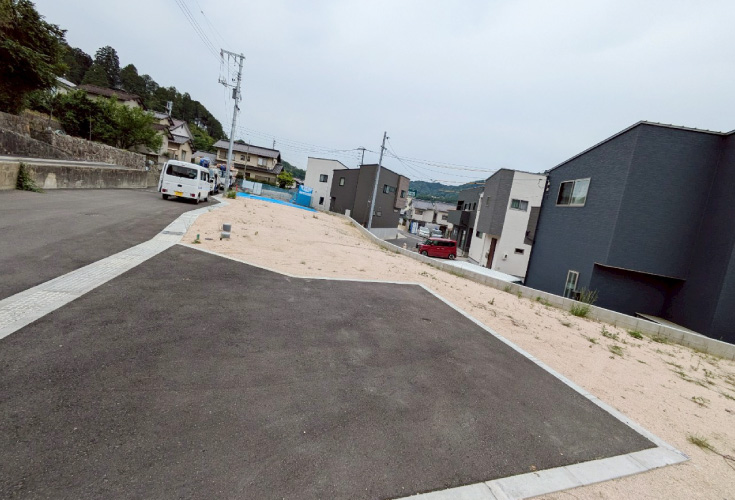 カーサ・ヴェルディ戸坂山根3丁目
