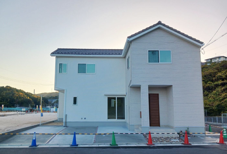廿日市市四季が丘11丁目26新築一戸建て分譲住宅外観