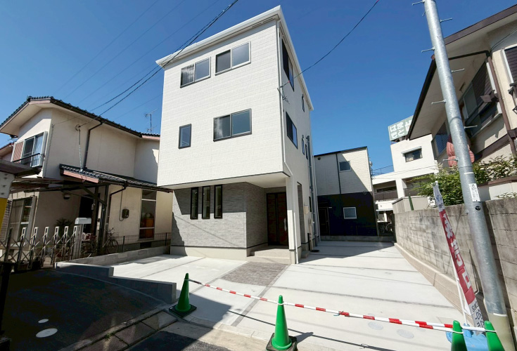 広島市安佐南区東野2丁目11新築戸建て分譲住宅外観
