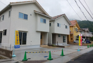 呉市広杭本町22新築戸建て分譲住宅外観