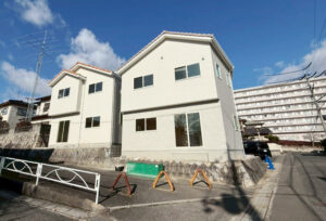 広島市安佐北区亀崎4丁目11戸建て分譲住宅外観