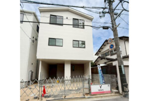 広島市佐伯区楽々園6丁目10新築一戸建て分譲住宅外観
