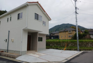 広島市安佐南区高取南1丁目31新築一戸建て分譲住宅外観