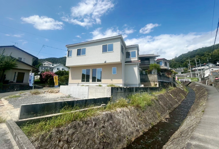 広島市安佐南区山本6丁目10新築戸建て分譲住宅外観