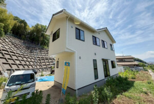 広島市東区中山上2丁目1新築一戸建て分譲住宅外観