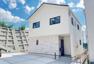 広島市東区尾長東3丁目3新築一戸建て分譲住宅外観